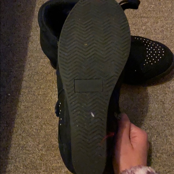 Steve Madden Size 5 zip up wedge sneaker - Picture 5 of 5